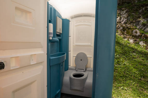 Portable Toilet Options We Offer in Belleville, IL